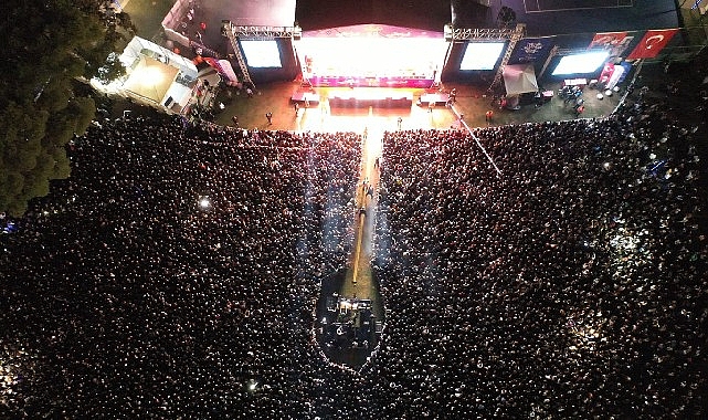 Ege'nin en büyük festivali Aydınfest büyük bir coşkuyla başladı