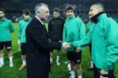 Büyükakın'dan kritik maç öncesi Kocaelispor'a moral ziyareti