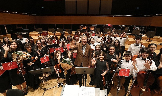 Çocuk senfoni ve Cengiz Özkan'dan muhteşem konser