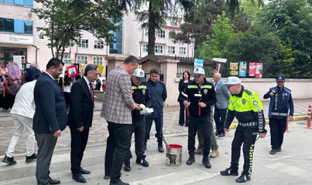 Gölcük’te Trafik Haftası Duyarlılığı